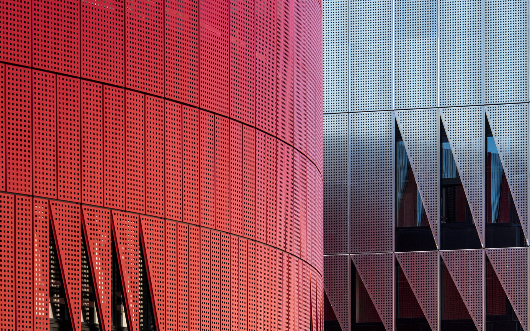 chibik-kristof-jihlava-municipal-arena-designboom-09a