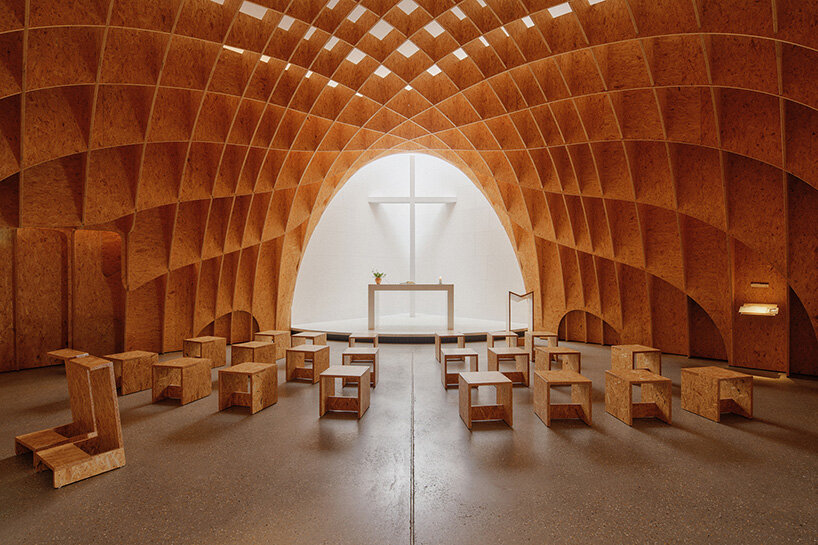 david altrath reveals the timber world inside germany's motorway chapel - 13