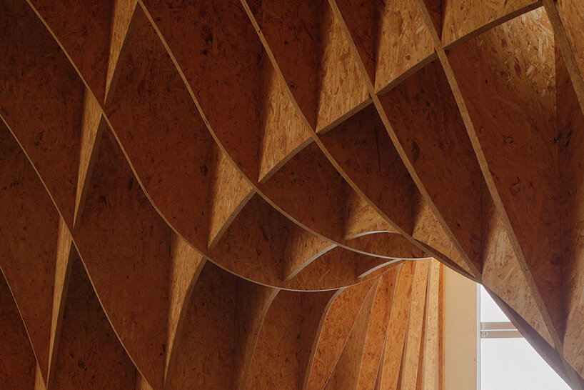 david altrath reveals the timber world inside germany's motorway chapel - 19