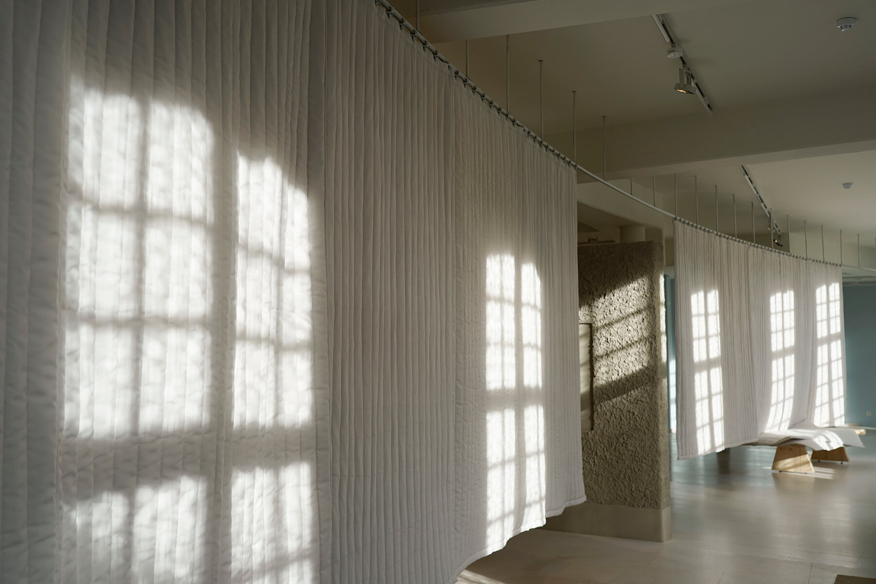 design-museum-gent-new-wing-locally-made-waste-brick-re-st-carmody-groarke-atama-ghent-belgium-designboom-large01