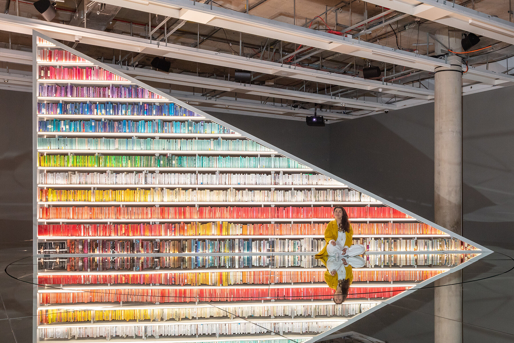 es-devlin-other-worlds-design-museum-designboom-08a