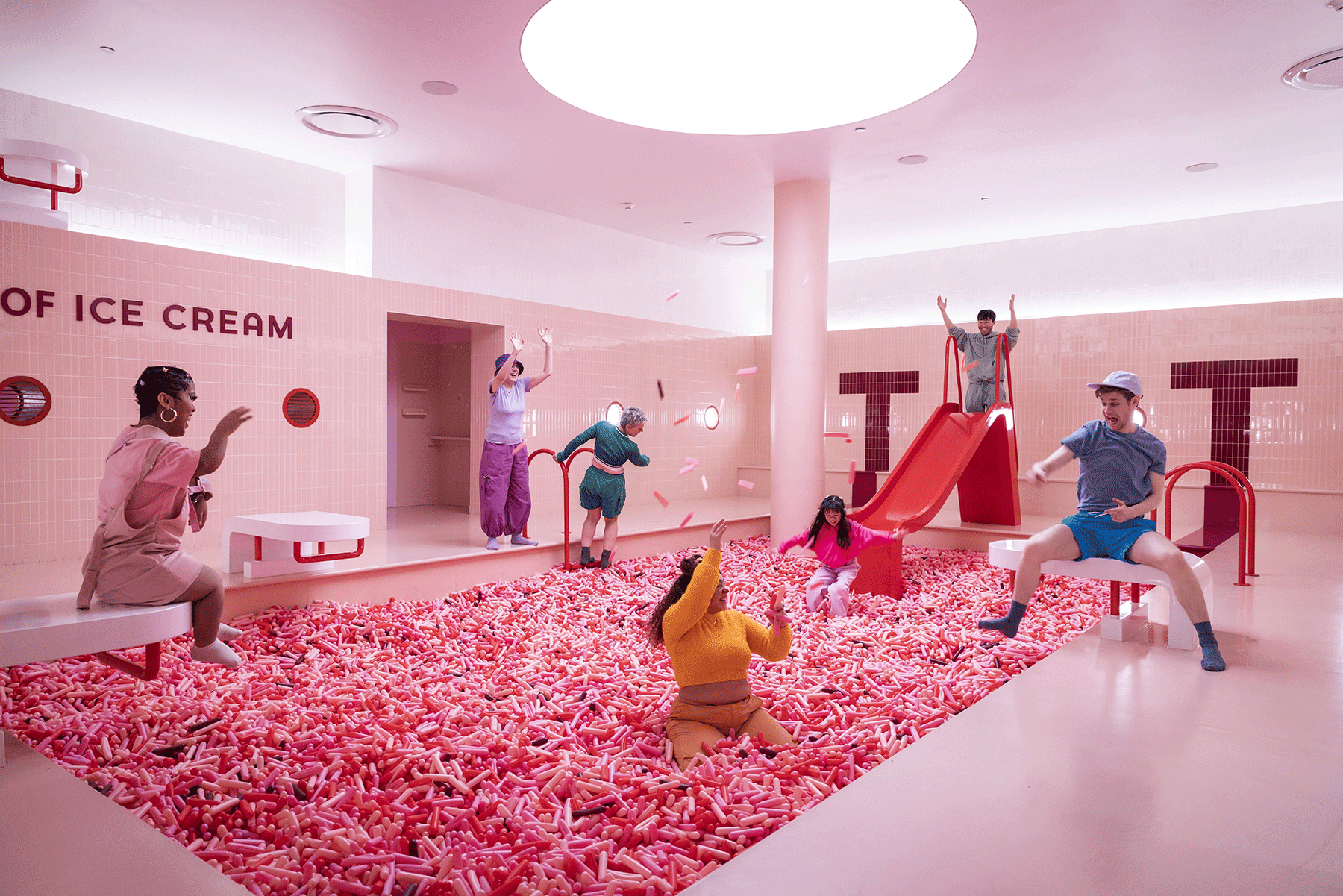 when exhibitions become formats, what happens to the experience of art? - 1