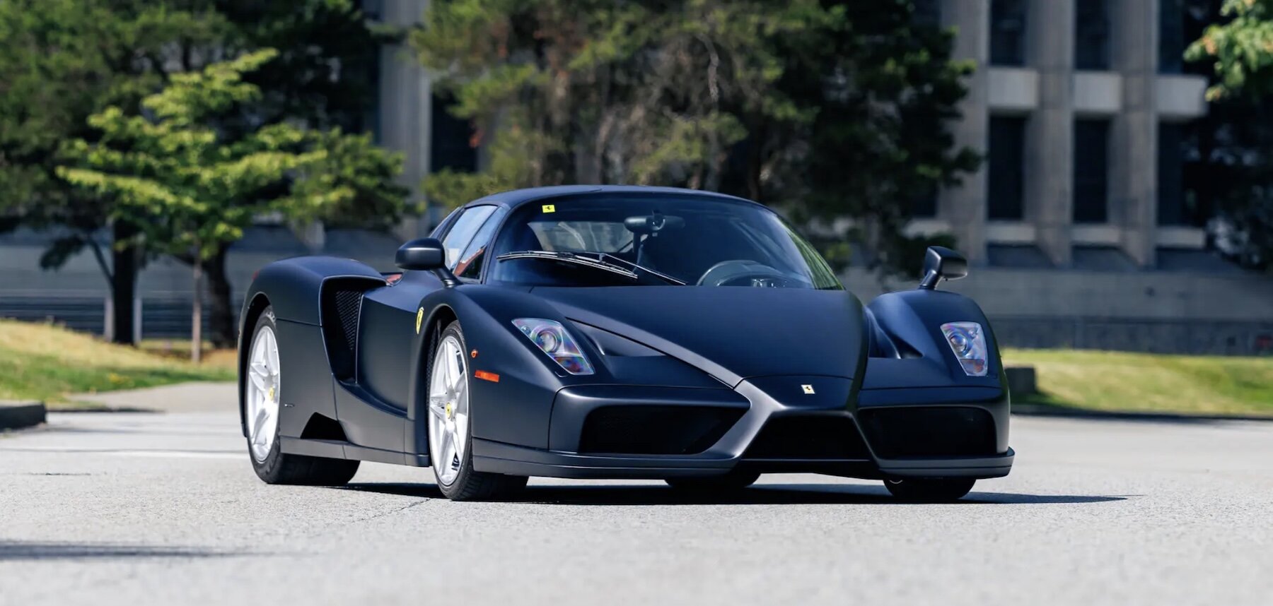 ferraris-rarest-paint-finish-on-its-only-matte-enzo-at-auction5