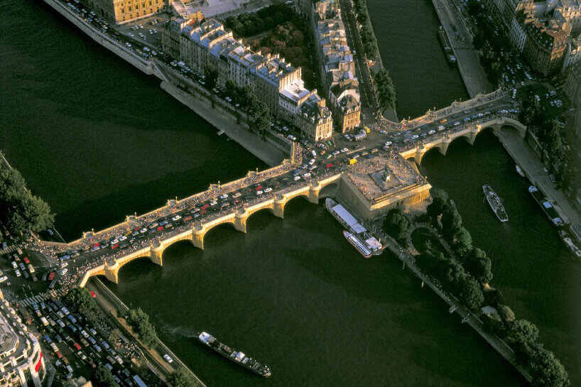 the flâneur and the birth of the modern urban spectator - 3