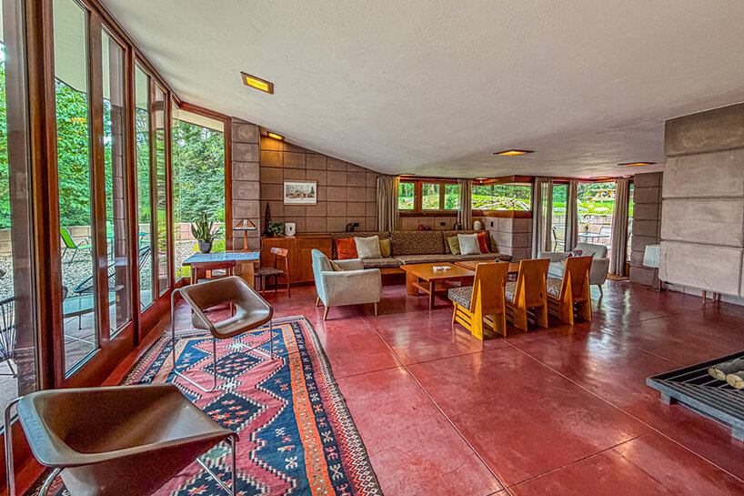 cantilevered roof extends over frank lloyd wright’s concrete usonian house, now listed - 5