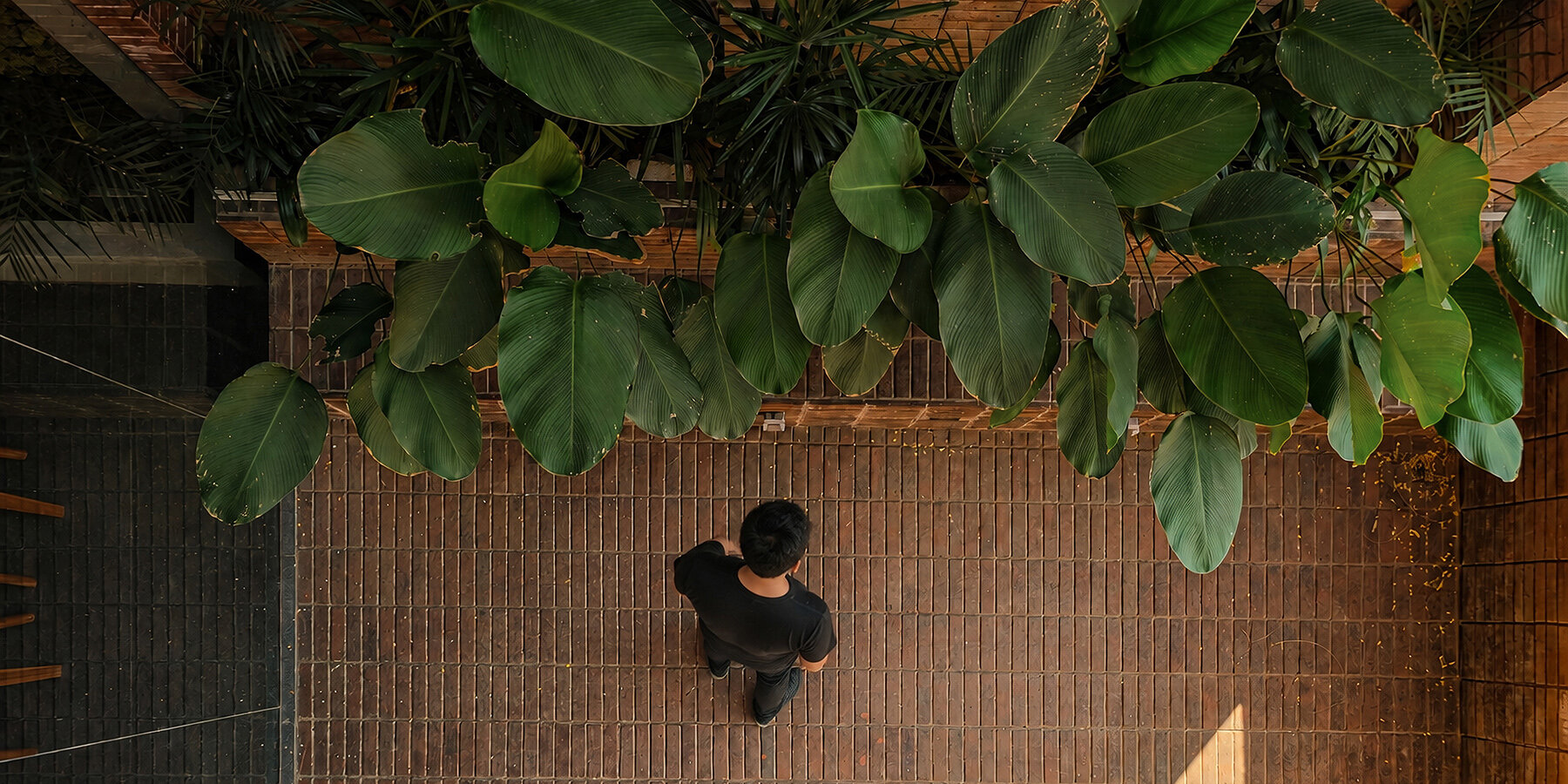 ins-studio-Common-Days-local-stone-brick-terracotta-screens-gathering-space-indonesia-designboom-1800-2