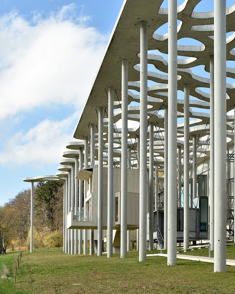 architect-designed cabins offer temporary homes for writers at jan michalski foundation - 9