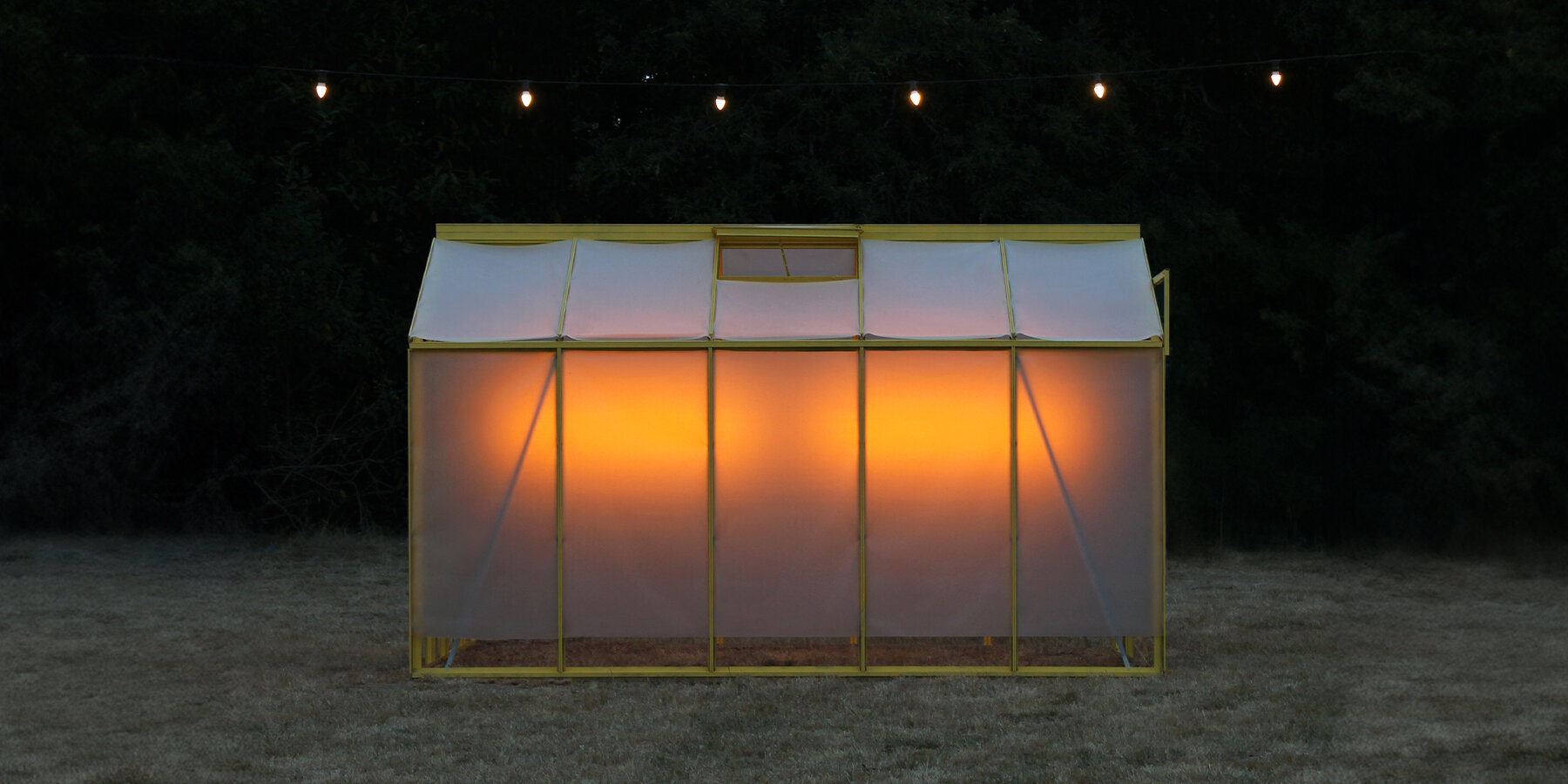 kren-shed-light-greenhouse-installation-music-festival-designboom-1800-2
