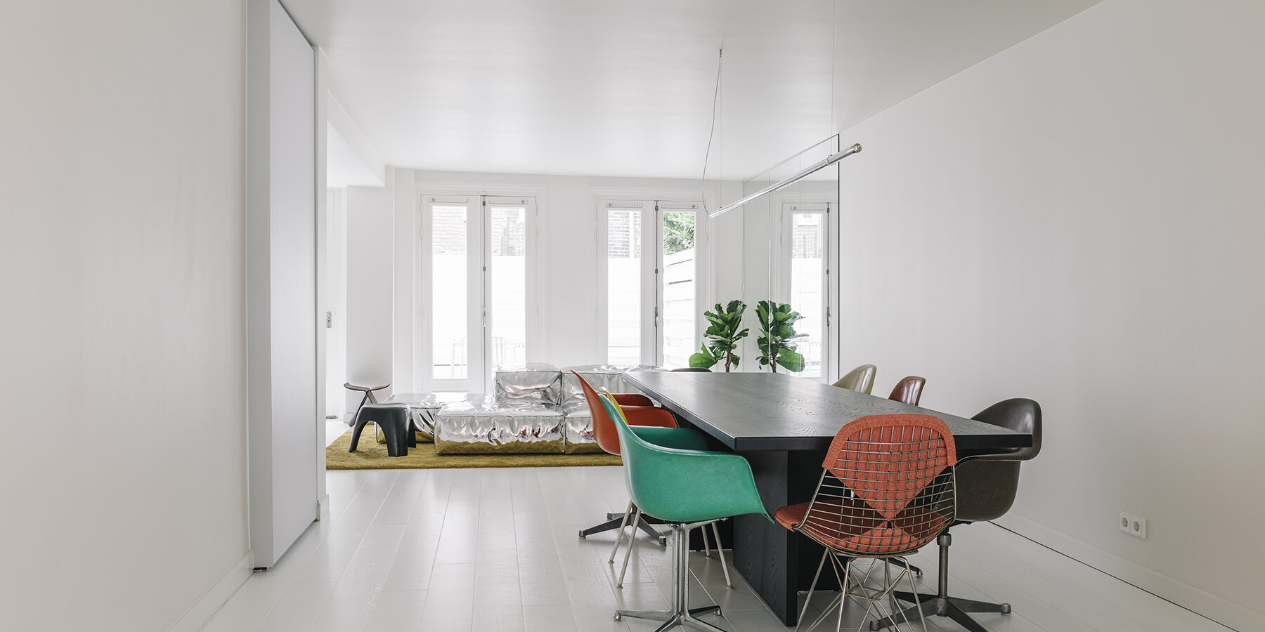 kubota-bachmann-architects-traditional-1890-amsterdam-townhome-fluid-apartment-designboom-1800-3