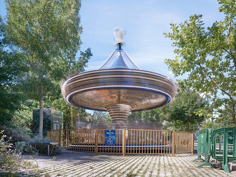 luca battaglia looks at carousels through the changing perception of movement - 17