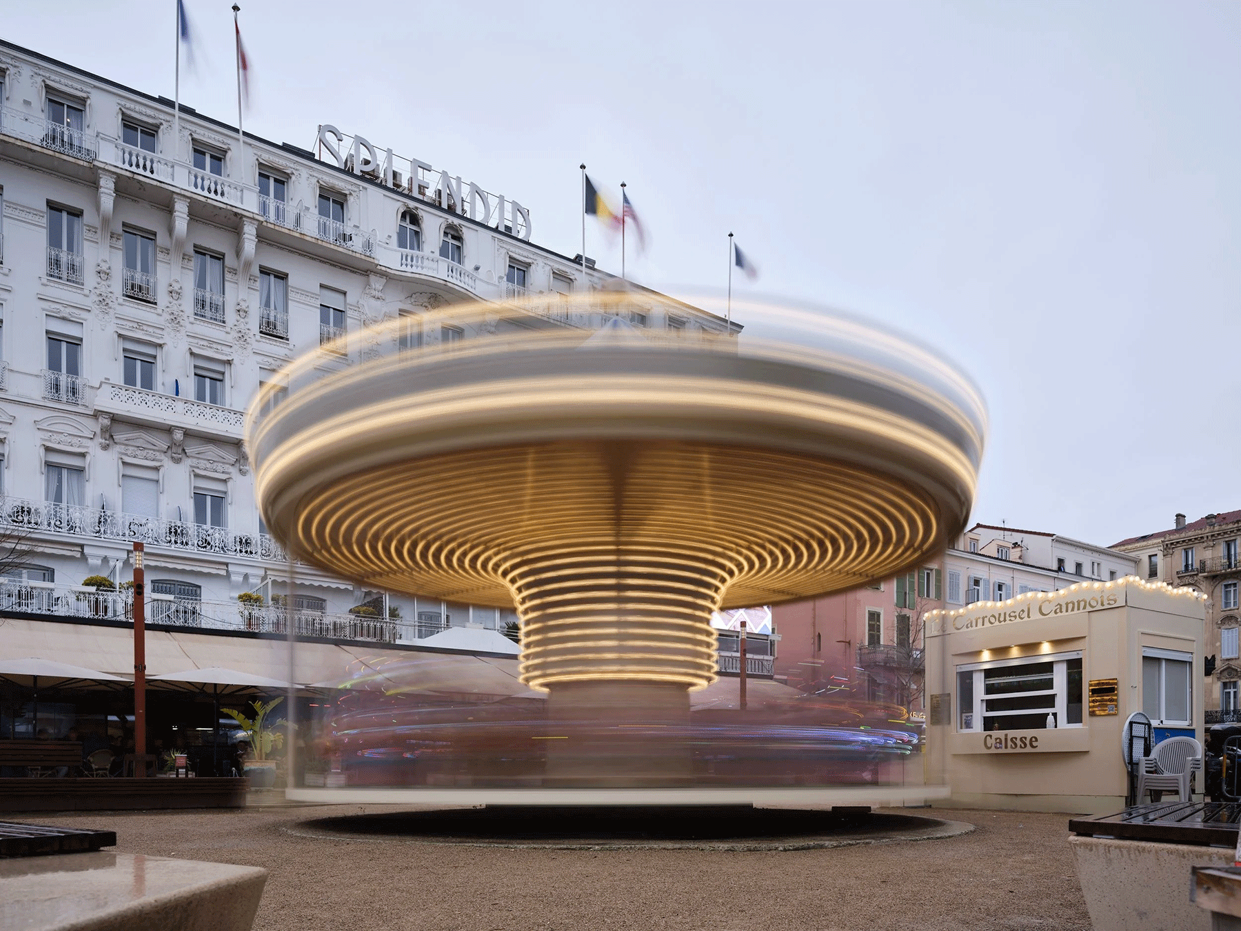 luca-battaglia-ghostly-glow-disappearing-carousels-long-exposure-photography-designboom-large03
