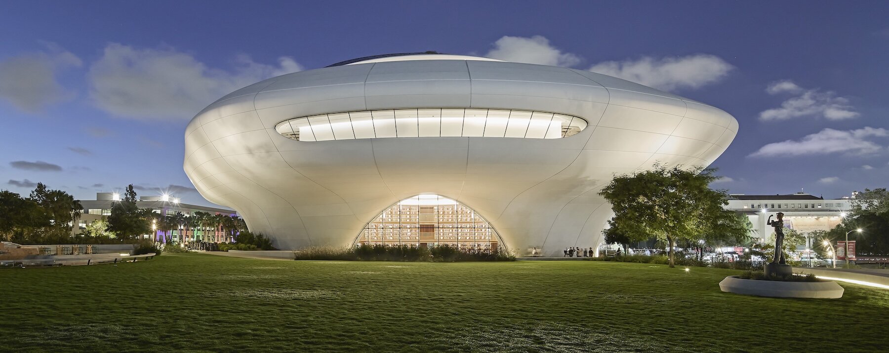 mad-lucas-museum-narrative-art-early-look-inside-designboom-122