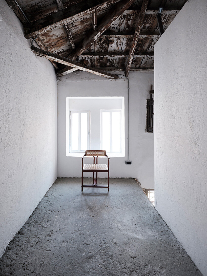 MPNYC turns former port warehouse into adaptable cultural space in piraeus - 11