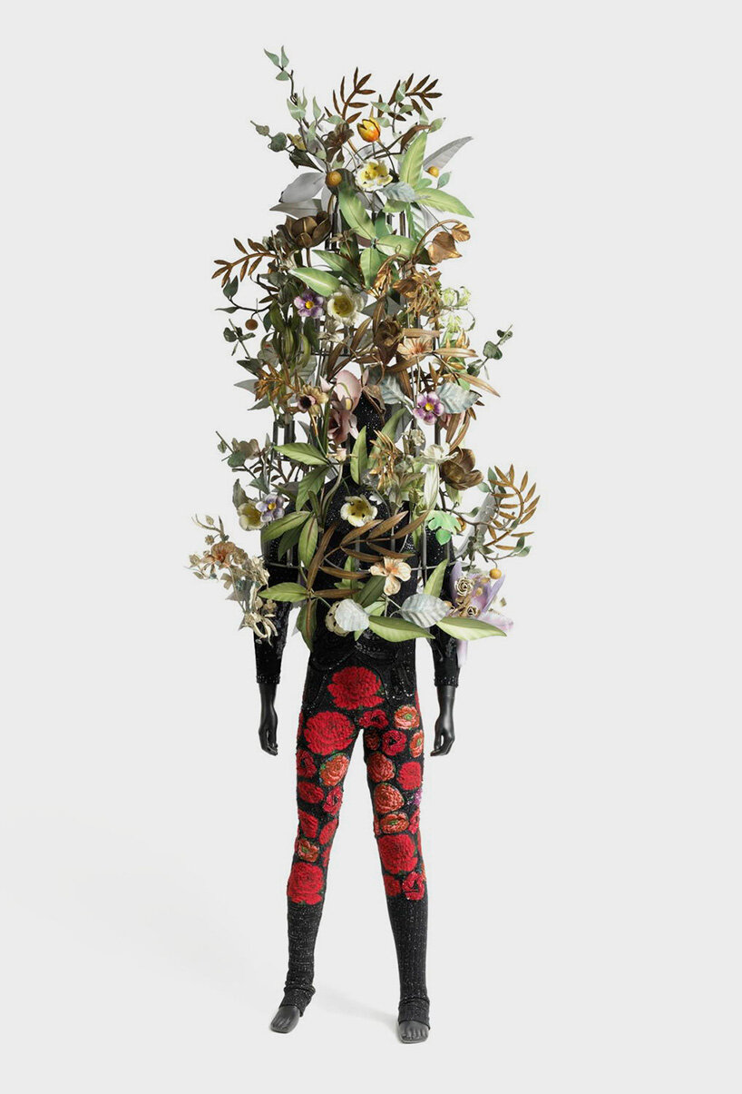 nick cave’s soundsuits bring the stage into the crowd - 9