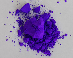 purple fabric reflects sunlight and releases heat to stay cool in the sun
