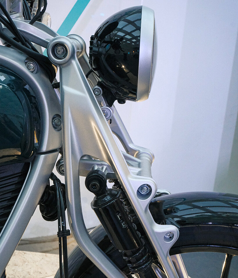 royal enfield revolutionizes the electric motorcycle experience with flying flea c6 - 6