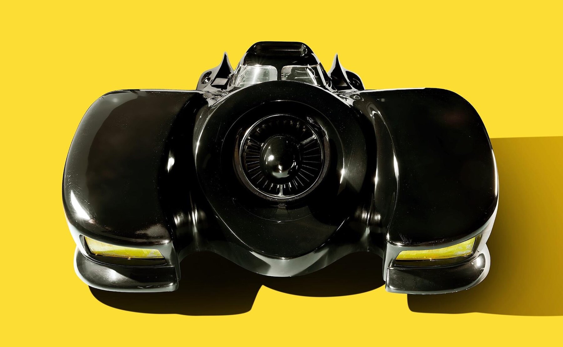 tim-burton-batman-returns-batmobile-auction-gotham-city-juliens-auctions-designboom-8