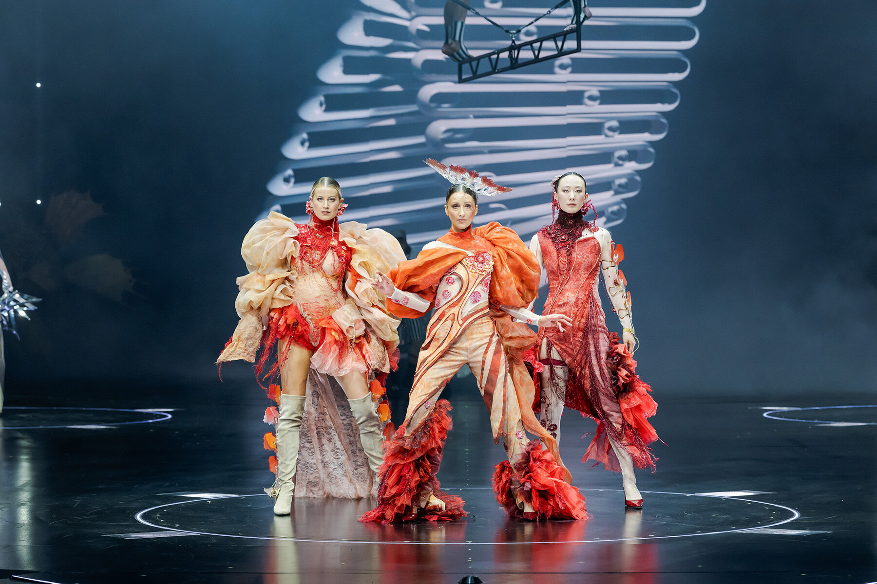 world-wearableart-new-zealand-designboom-08a