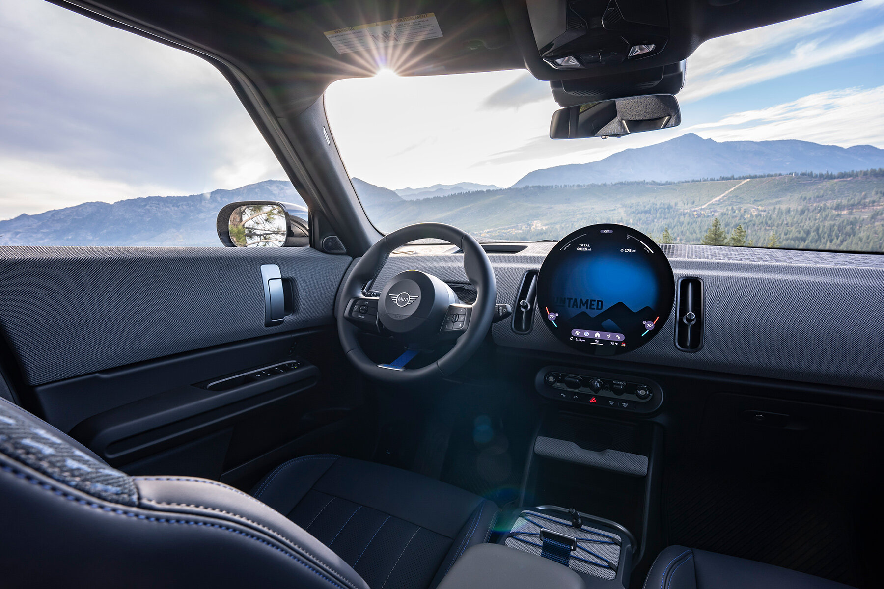 BMW-MINI-countryman-untamed-edition-offroading-car-designboom-09a