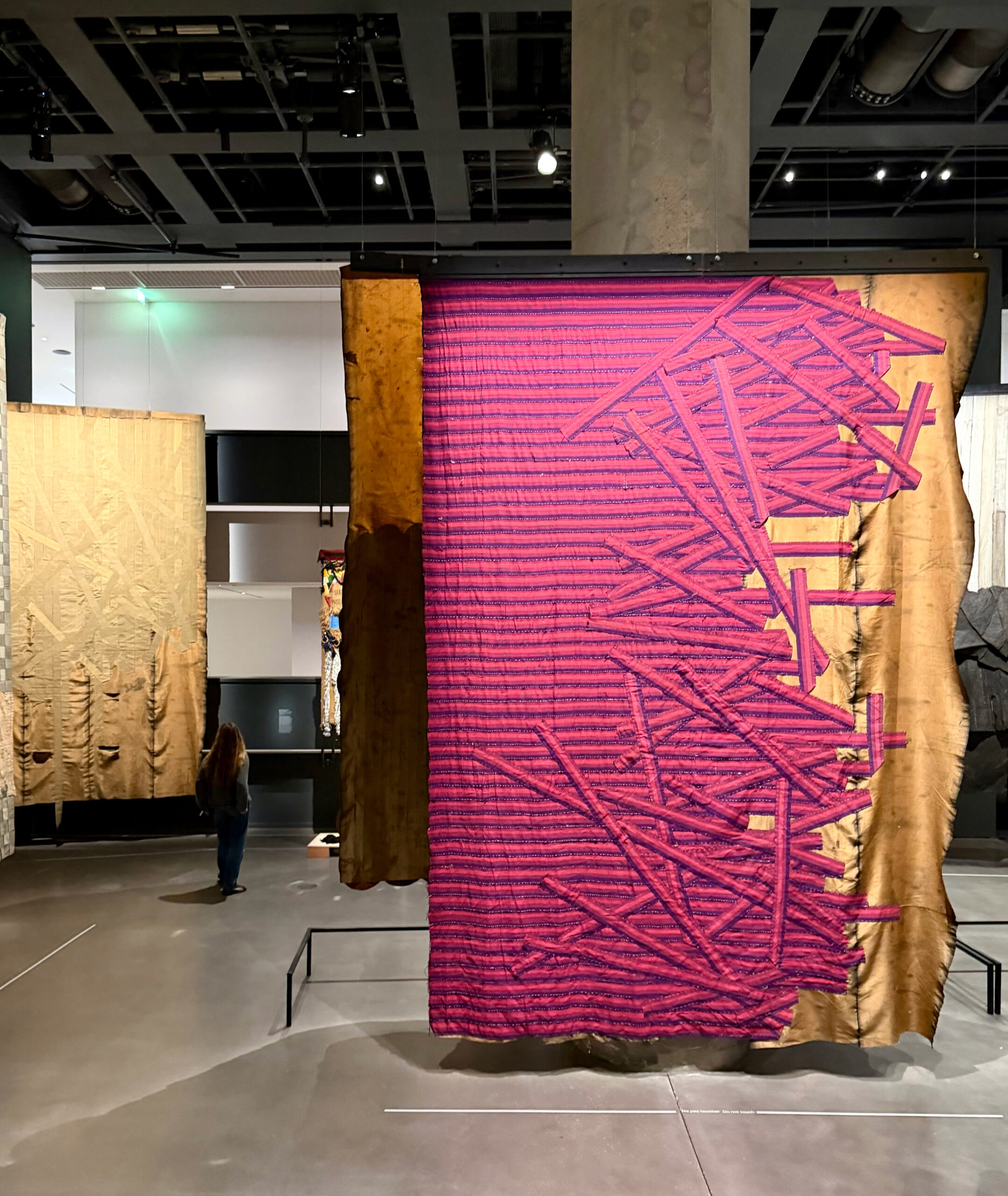 ibrahim mahama at the fondation cartier pour l’art contemporain - 3