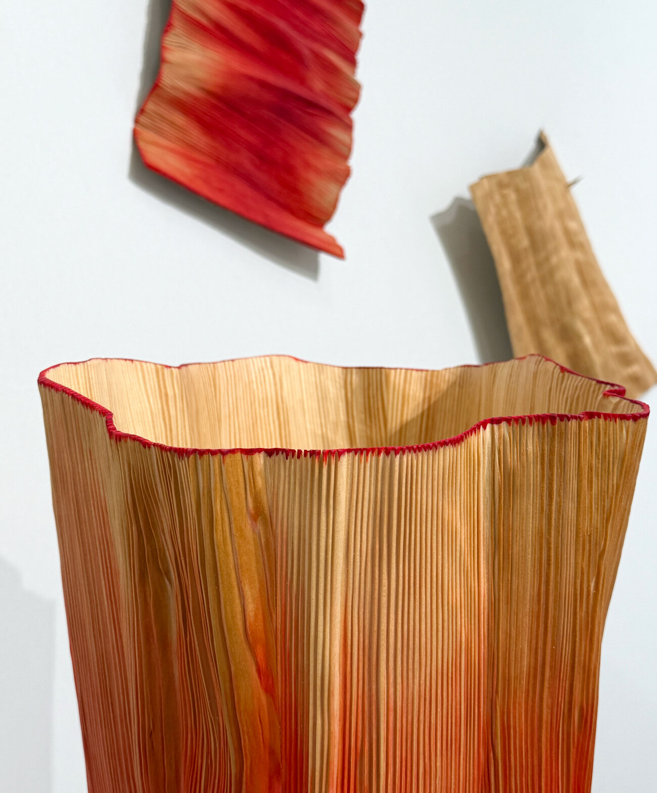 asia NOW: wood pleats vessels by didi NG wing yin - 2