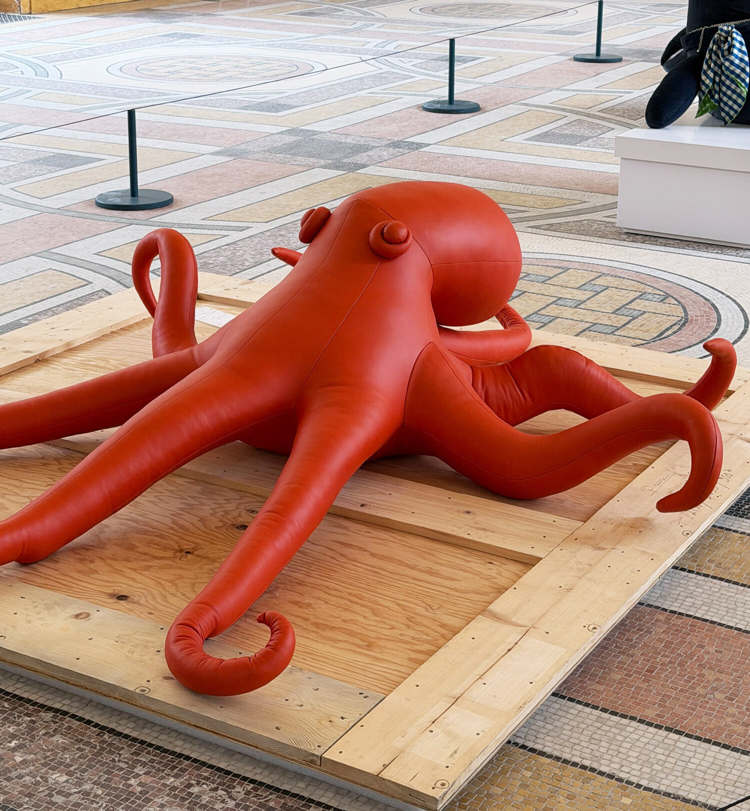 cosima von bonin 'dollys & beaux' at petite palais - 6
