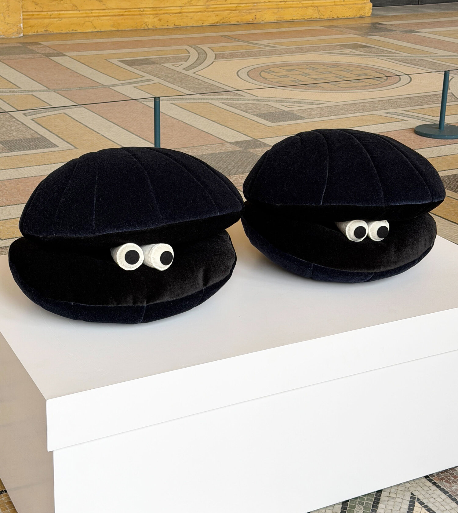 cosima von bonin 'dollys & beaux' at petite palais - 8