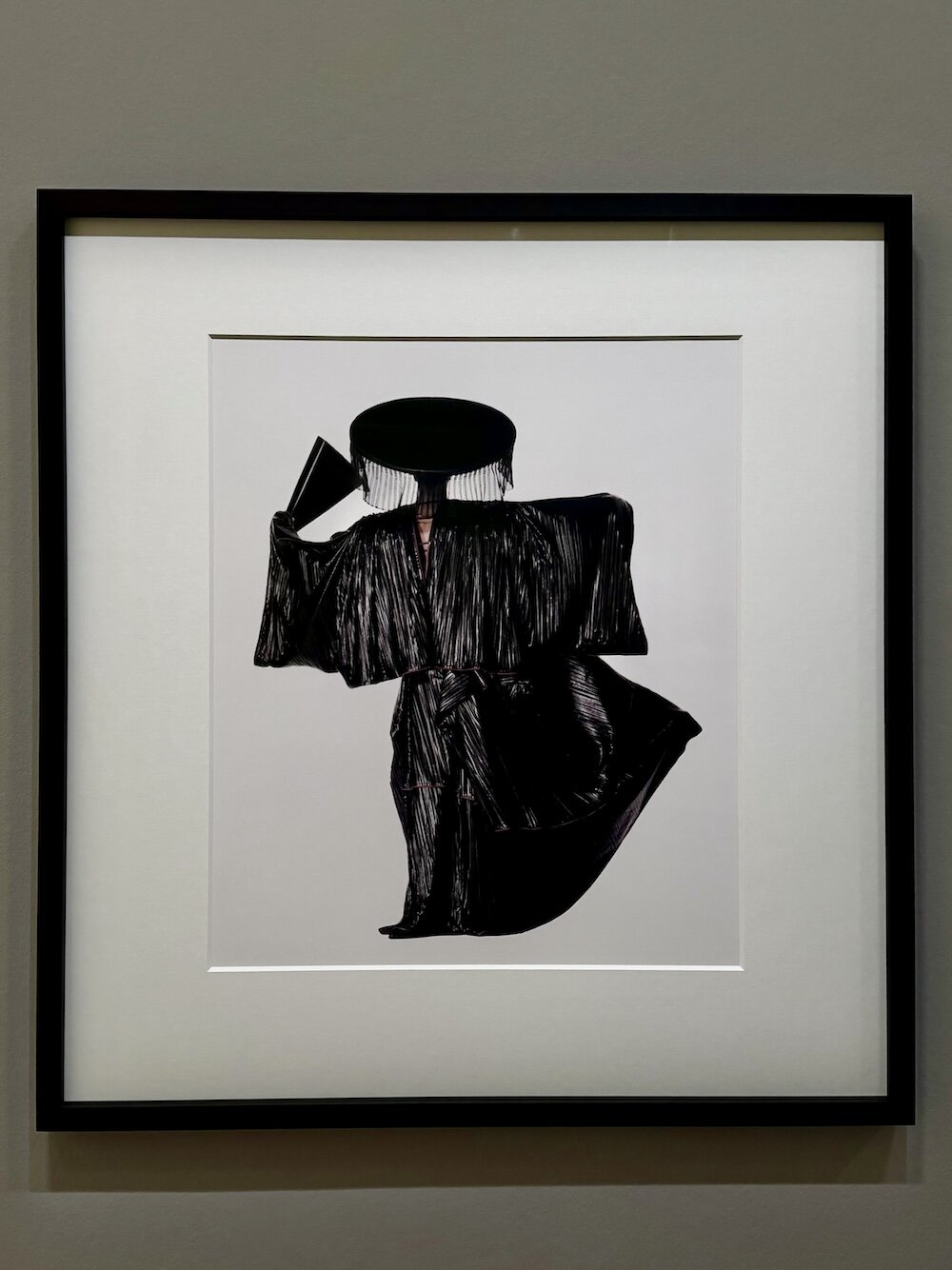enjoying irving penn’s world at the MEP - 4