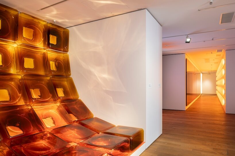 sabine marcelis turns light and color into immersive spaces at zurich’s museum für gestaltung - 3