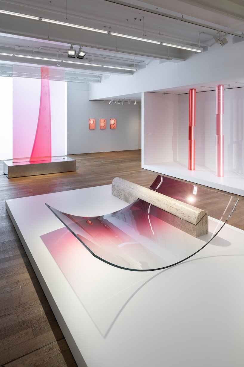 sabine marcelis turns light and color into immersive spaces at zurich’s museum für gestaltung - 5