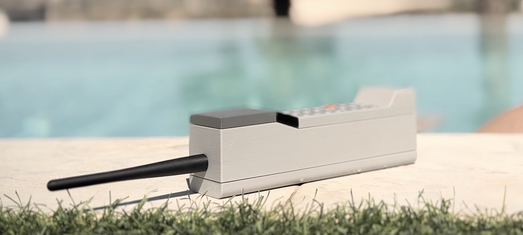 anti-distraction-handset-device-3d-printed-brick-phone-kevin-noki-designboom-8