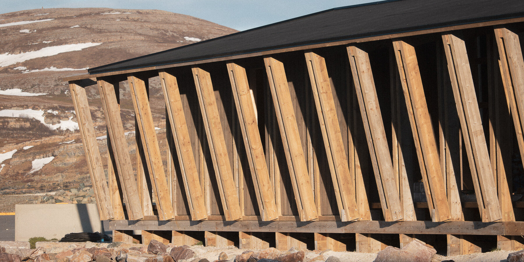 arctic-circle-batsfjord-norway-skroget-coastal-sauna-pavilion-rare-collectiv-designboom-1800-2