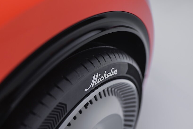 citroën revives the iconic 2 CV as a compact electric concept with a roll-up fabric roof - 8