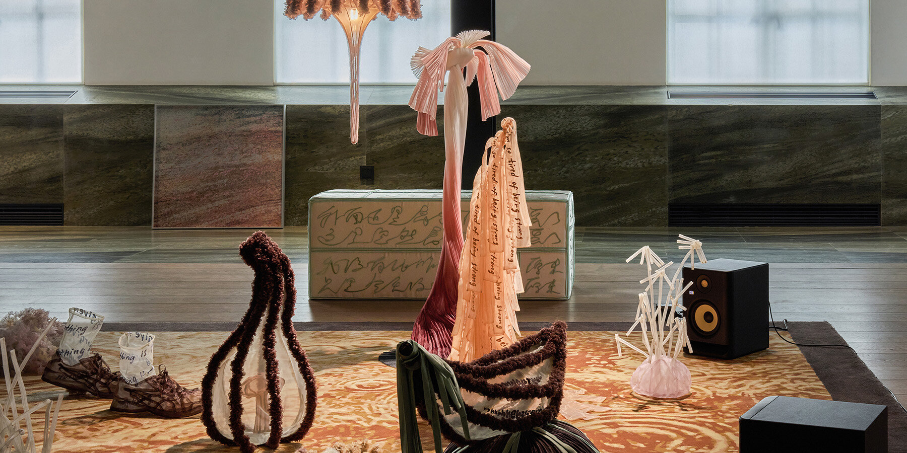 duyi-han-shanghai-villa-textile-listening-garden-exhibition-designboom-1800-3