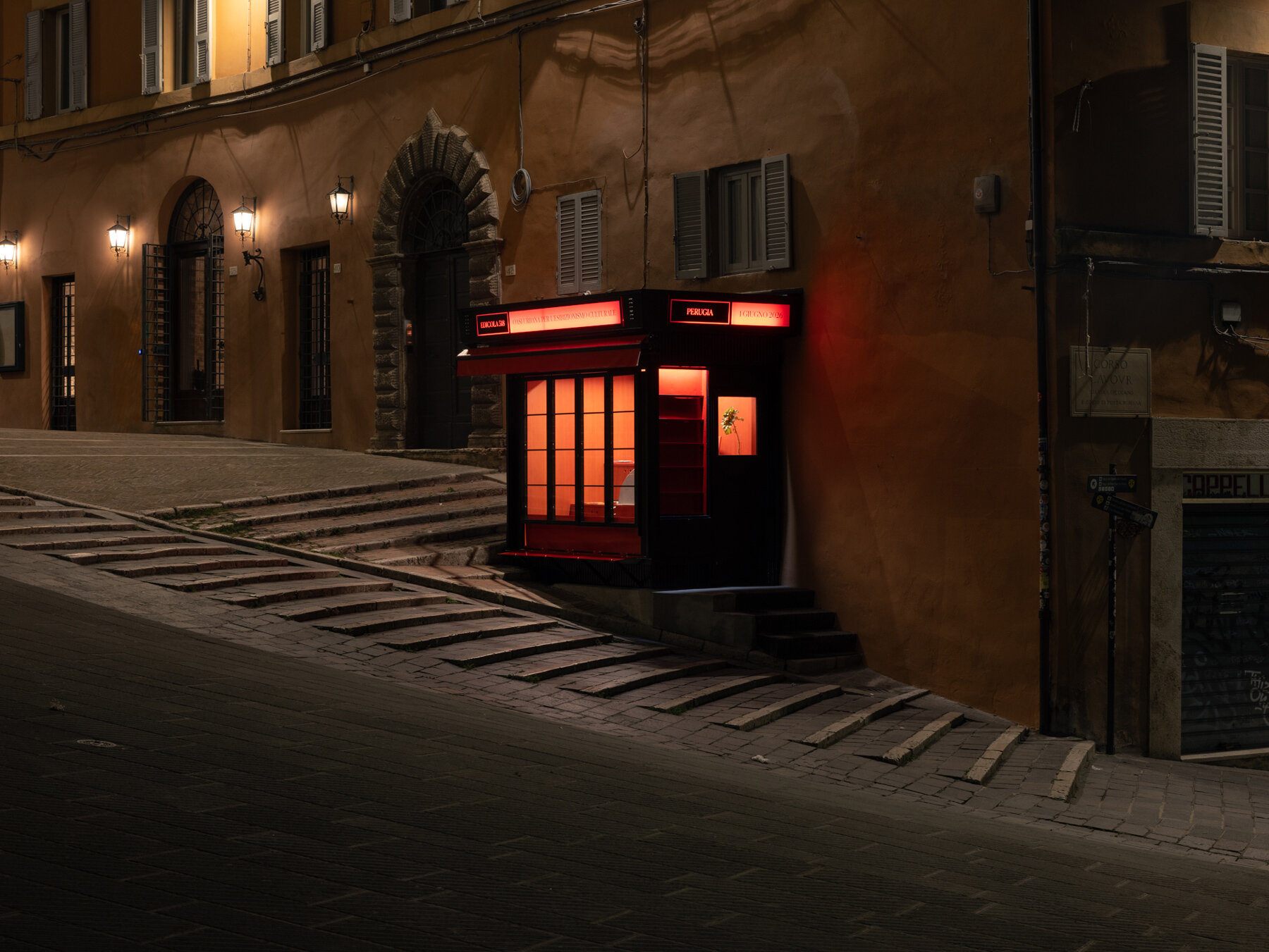 edicola-518-sant-ercolano-staircase-perugia-kiosk-micro-architecture-giuseppe-arezzi-designboom-1800-4