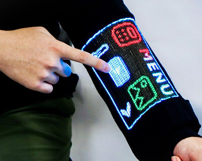 electronic fibers weave touchscreen into sleeve that survives machine washing