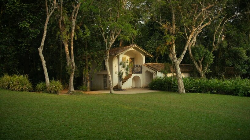 geoffrey bawa and the materialization of an architect’s gaze on his country - 10