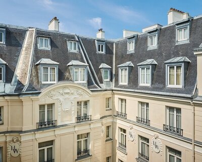 inside the parisian hotel renovation where british club culture meets haussmannian architecture