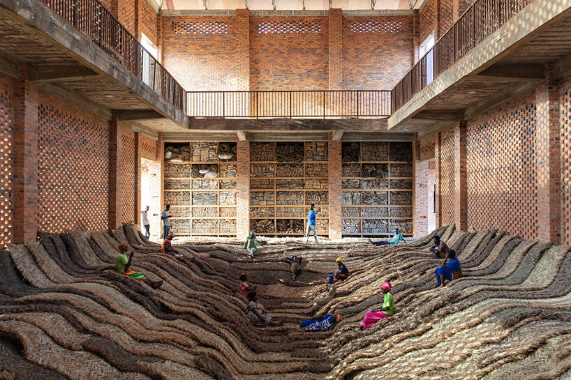 ‘art must reflect the times we live in’: ibrahim mahama on his fondation cartier exhibition - 3