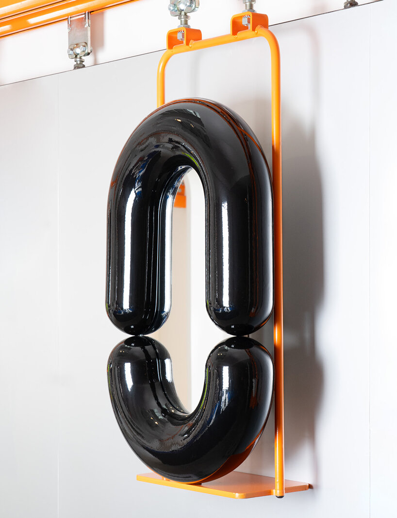 jean-baptiste fastrez turns an inflatable boat and a wall fixing into mirrors to look and to be looked at - 1