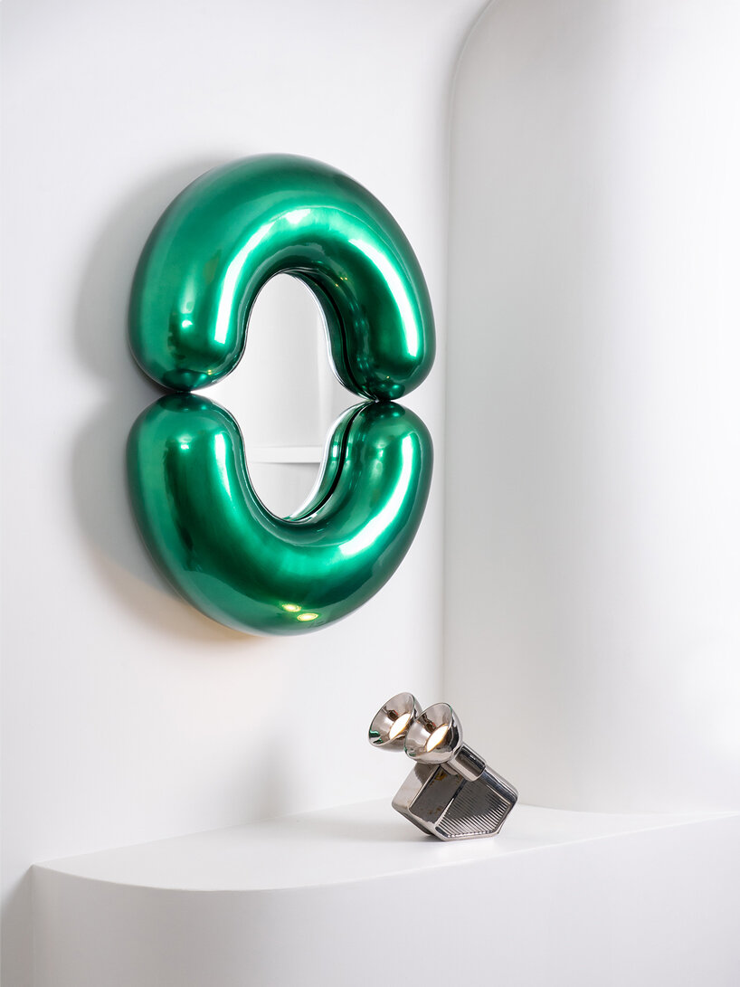 jean-baptiste fastrez turns an inflatable boat and a wall fixing into mirrors to look and to be looked at - 5