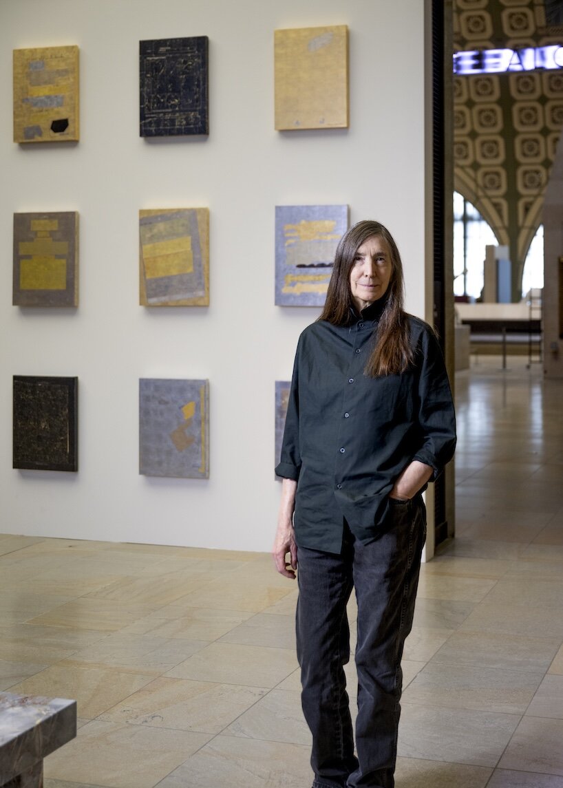 jenny holzer transforms musée d’orsay with monumental light projections and engraved stone - 4