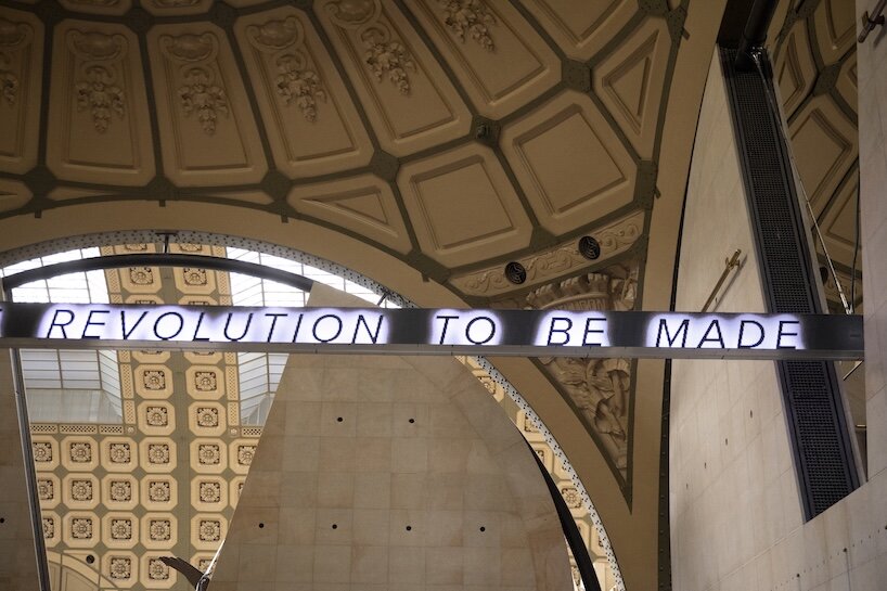 jenny holzer transforms musée d’orsay with monumental light projections and engraved stone - 6