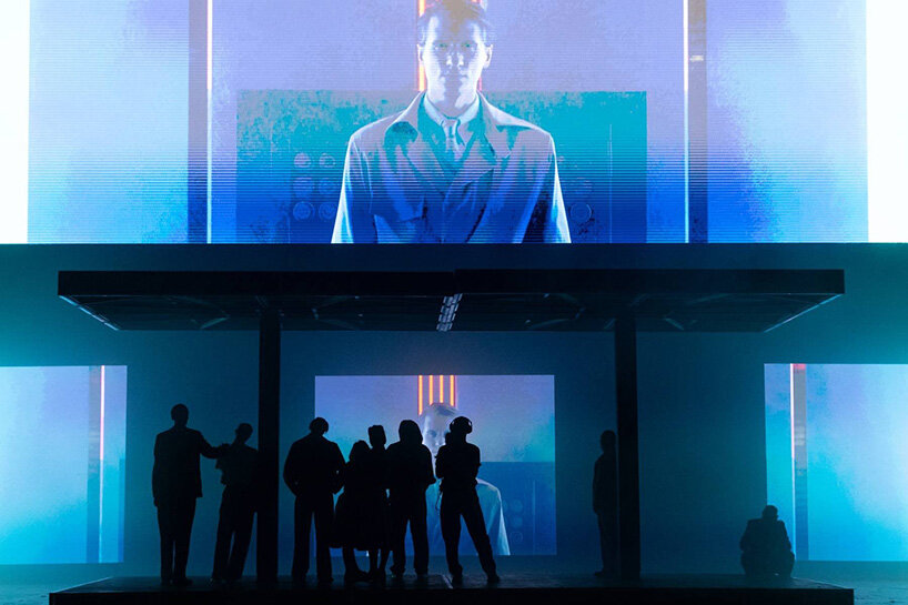 łukasz twarkowski turns theater into a live cinematic spectacle - 3