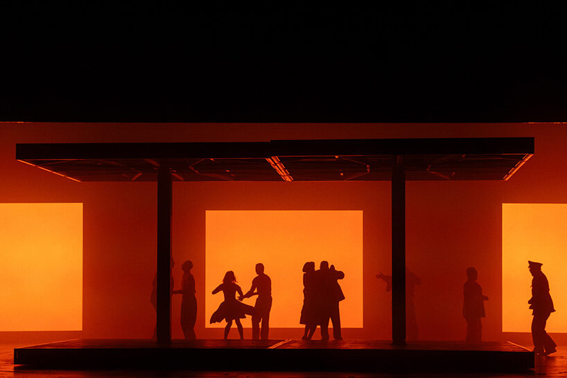 łukasz twarkowski turns theater into a live cinematic spectacle - 6