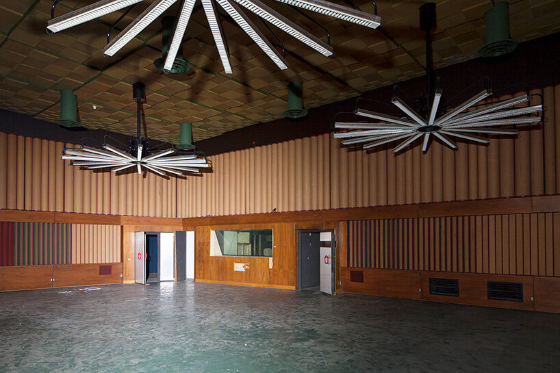 nightswimming: giovanna silva on discotheques, light, and nightlife - 7
