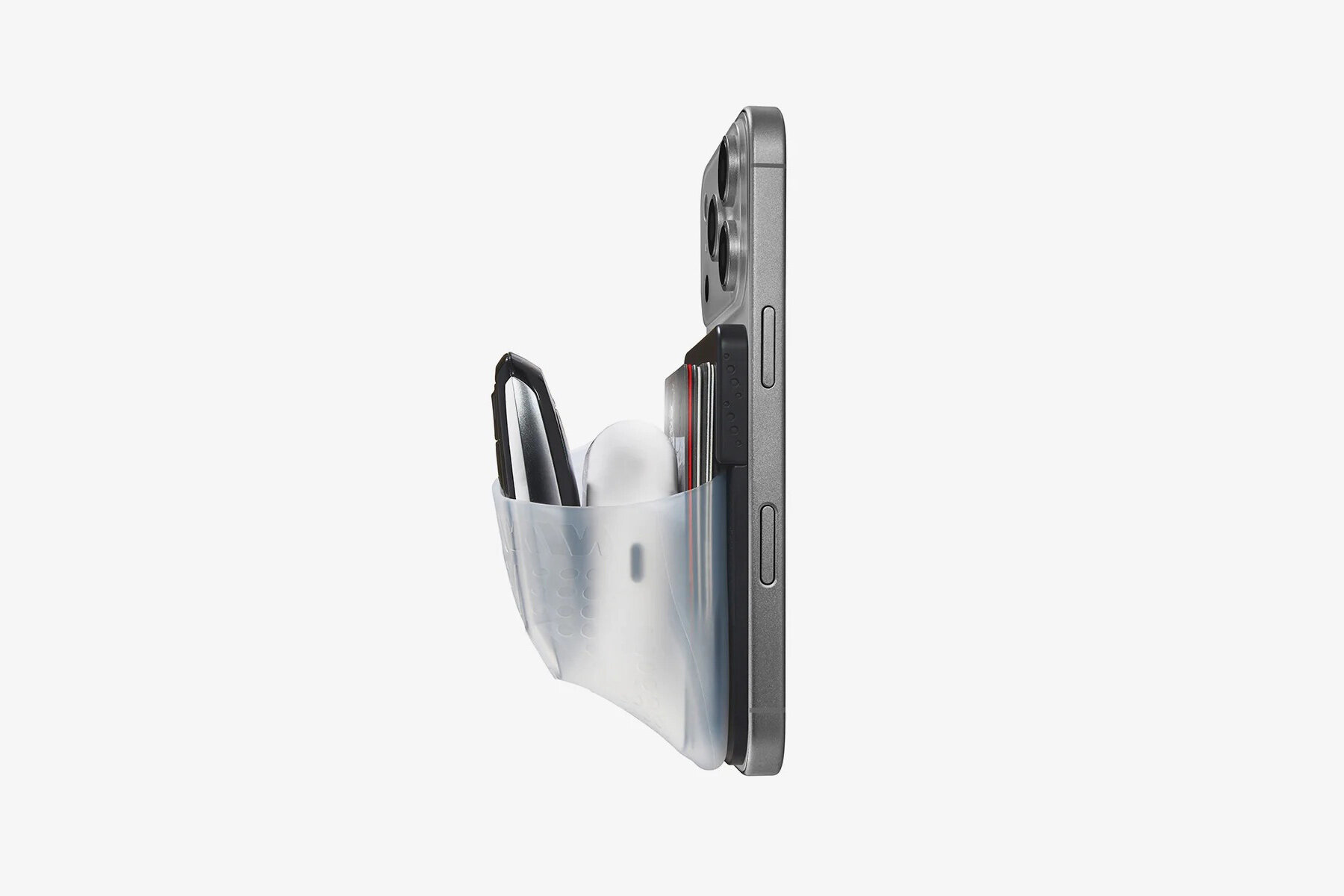 ninja-labs-magsafe-flex-pouch-designboom-08a