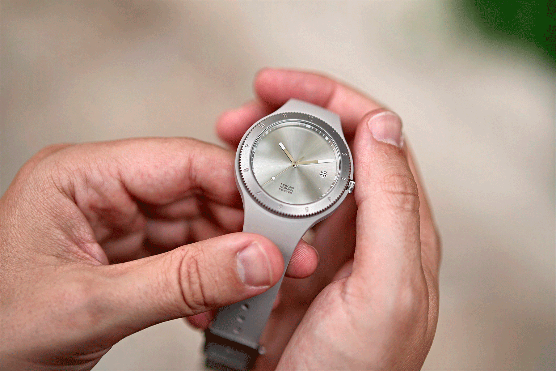 norman-foster-first-watch-lebond-good-design-scale-interview-designboom-large02