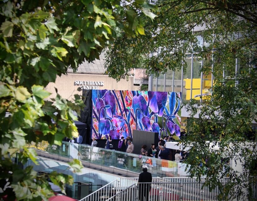 pollinator pathmaker brings buzzing bees back to berlin with foliage-filled artworks - 8