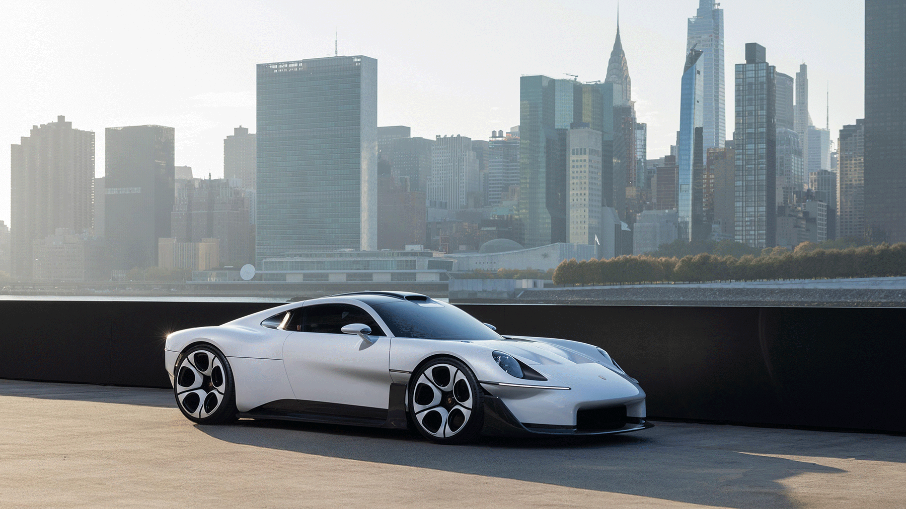 porsche-mission-s-sports-car-cues-racing-heritage-designboom-large02